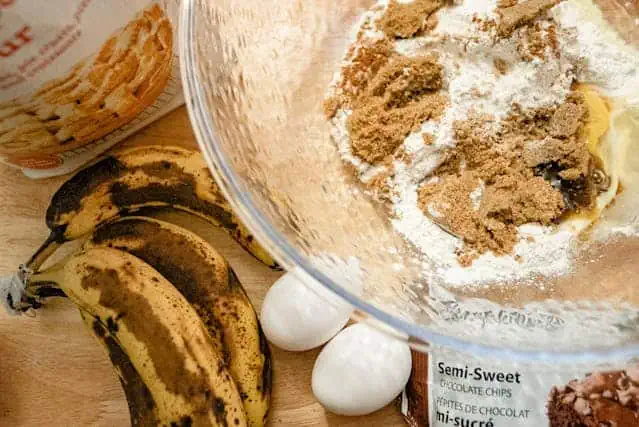 4 Ingredients Banana Bread